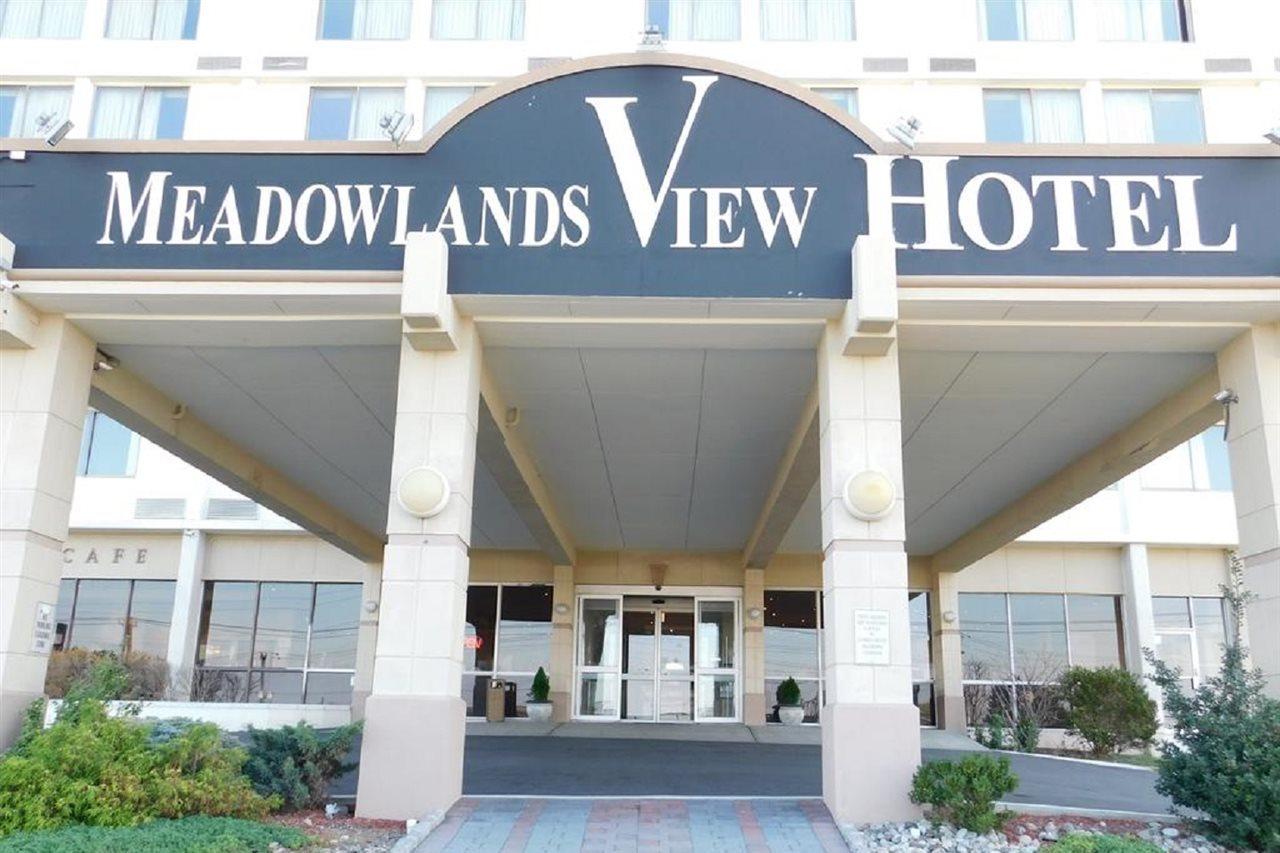 Hotel Ramada By Wyndham North Bergen Exterior foto