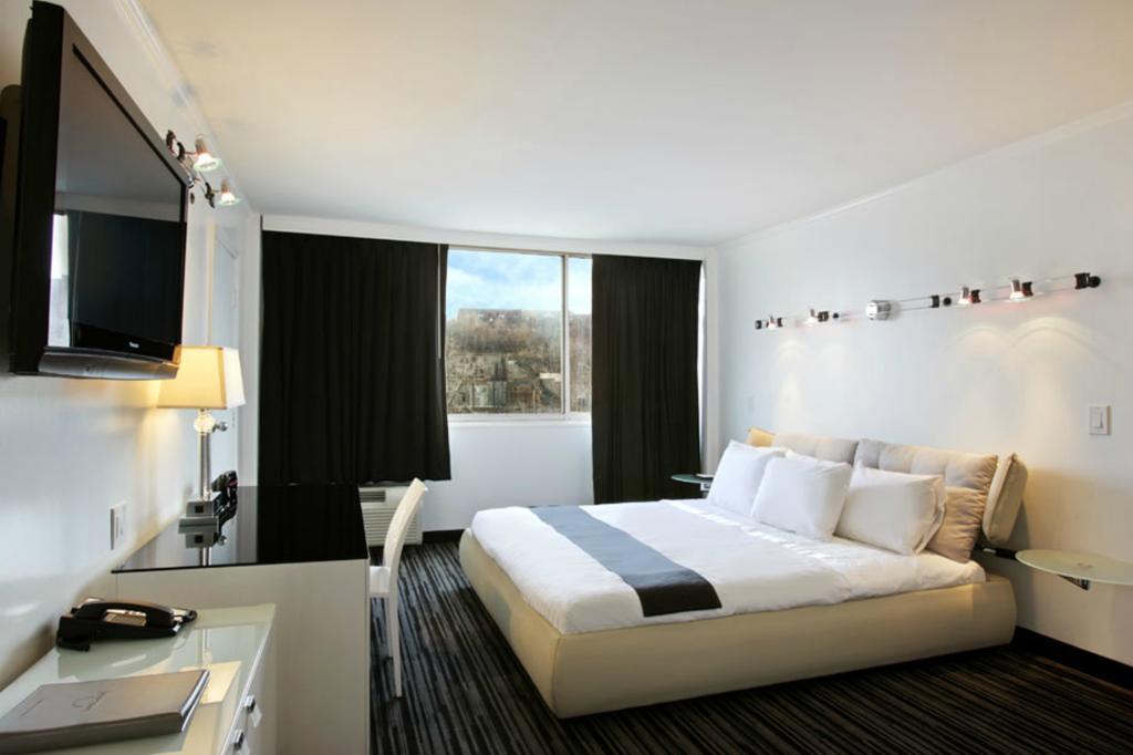 Hotel Ramada By Wyndham North Bergen Zimmer foto